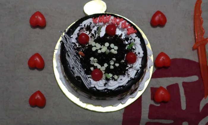 Winni Cakes  More varanasi